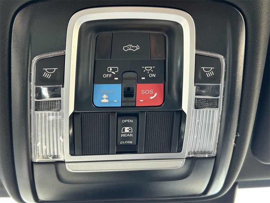 2026 RAM Ram 3500 RAM 3500 LARAMIE CREW CAB 4X4 8' BOX