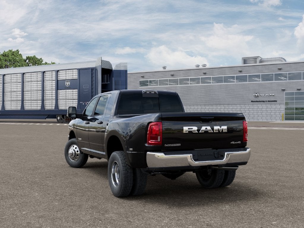 2027 RAM 3500 RAM 3500 LARAMIE MEGA CAB 4X4 6'4' BOX