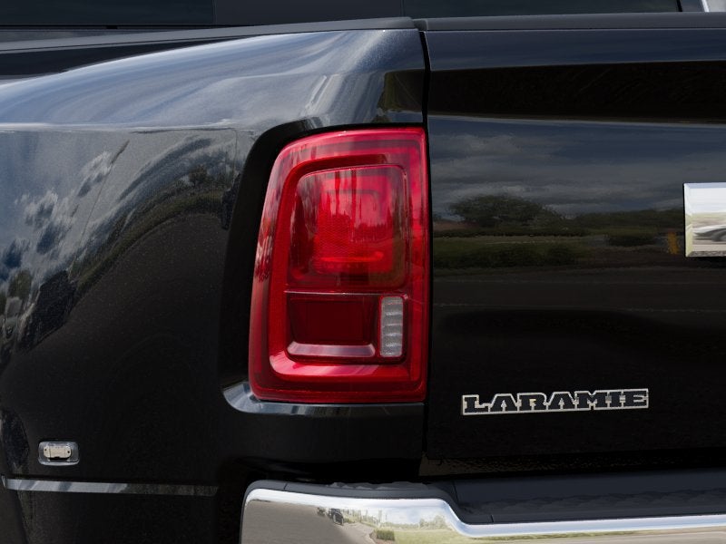 2027 RAM 3500 RAM 3500 LARAMIE MEGA CAB 4X4 6'4' BOX
