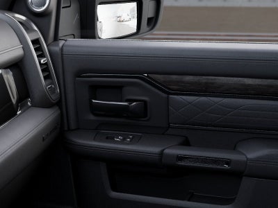 2027 RAM 3500 RAM 3500 LIMITED CREW CAB 4X4 8' BOX