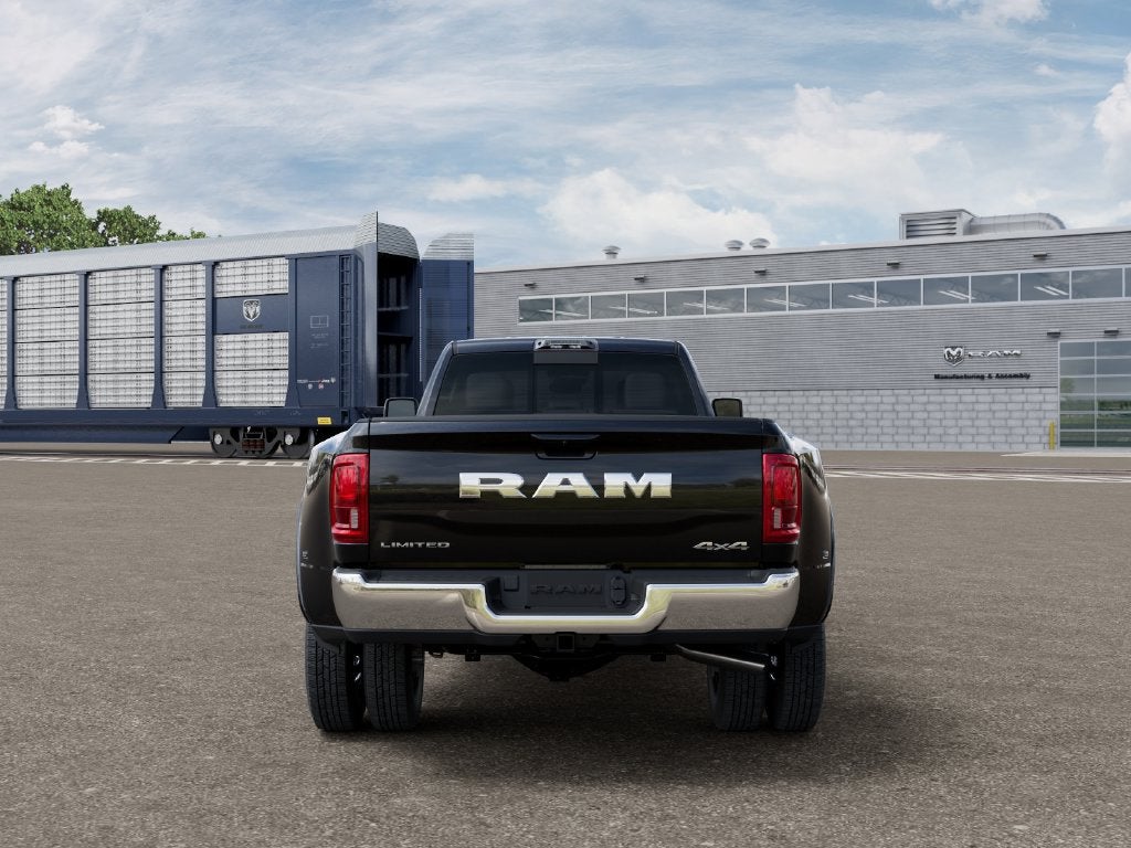 2027 RAM 3500 RAM 3500 LIMITED CREW CAB 4X4 8' BOX