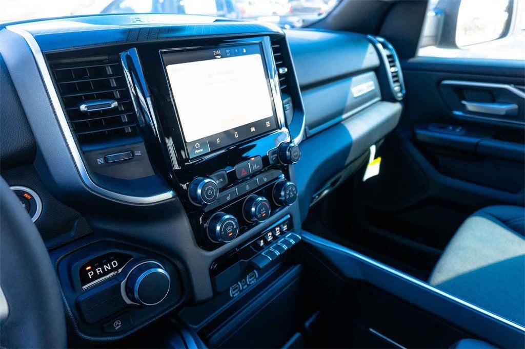 2026 RAM Ram 1500 RAM 1500 LONE STAR CREW CAB 4X2 5'7' BOX