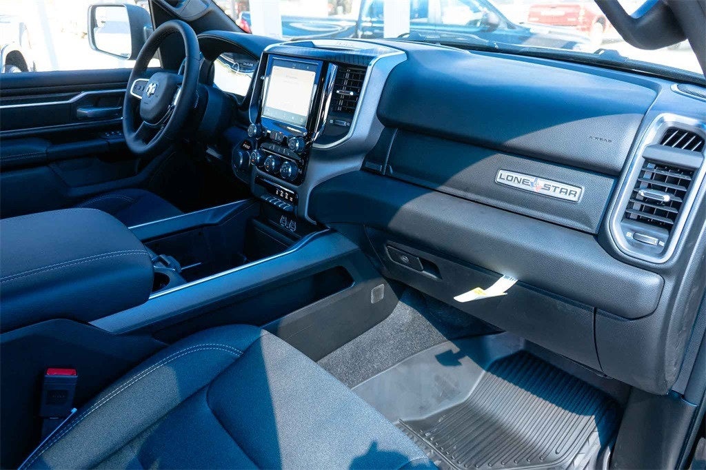 2026 RAM Ram 1500 RAM 1500 LONE STAR CREW CAB 4X2 5'7' BOX