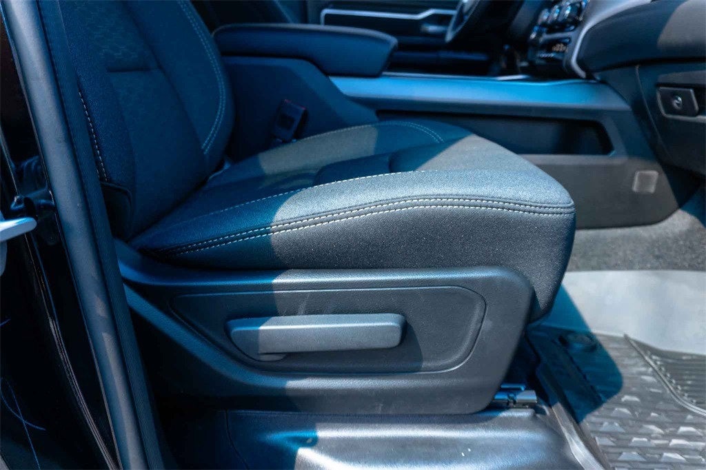 2026 RAM Ram 1500 RAM 1500 LONE STAR CREW CAB 4X2 5'7' BOX