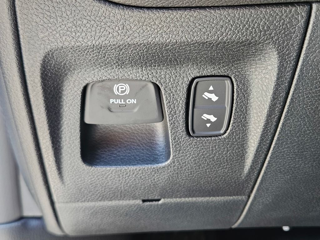 2026 RAM Ram 1500 RAM 1500 LONE STAR CREW CAB 4X2 5'7' BOX