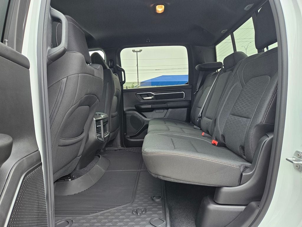 2026 RAM Ram 1500 RAM 1500 LONE STAR CREW CAB 4X2 5'7' BOX