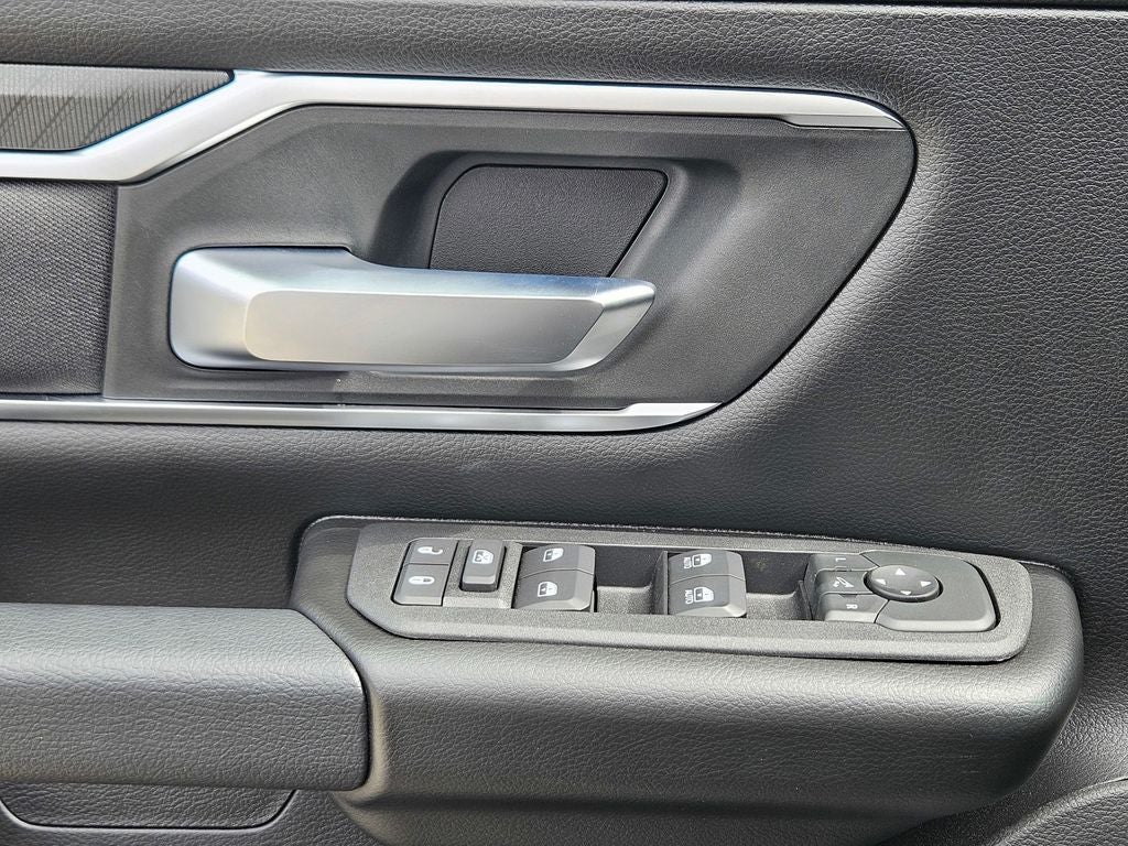 2026 RAM Ram 1500 RAM 1500 LONE STAR CREW CAB 4X2 5'7' BOX