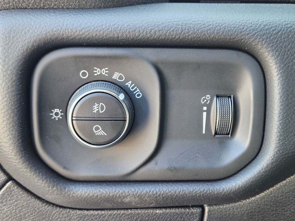 2026 RAM Ram 1500 RAM 1500 LONE STAR CREW CAB 4X2 5'7' BOX