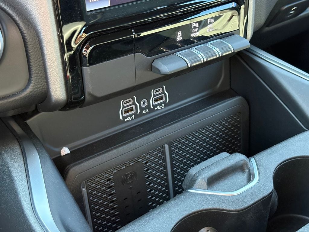 2026 RAM Ram 1500 RAM 1500 LONE STAR CREW CAB 4X2 5'7' BOX