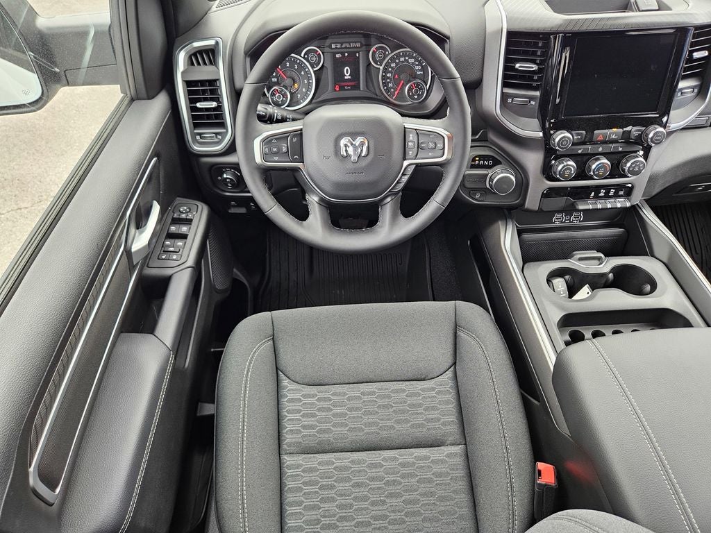 2026 RAM Ram 1500 RAM 1500 LONE STAR CREW CAB 4X2 5'7' BOX