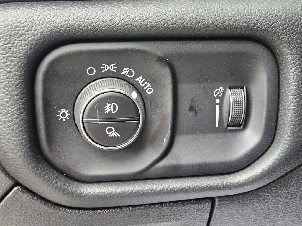 2026 RAM Ram 1500 RAM 1500 LONE STAR CREW CAB 4X2 5'7' BOX