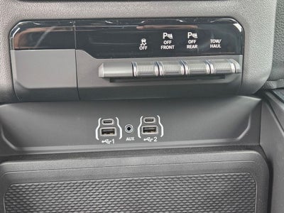 2026 RAM Ram 1500 RAM 1500 LONE STAR CREW CAB 4X2 5'7' BOX