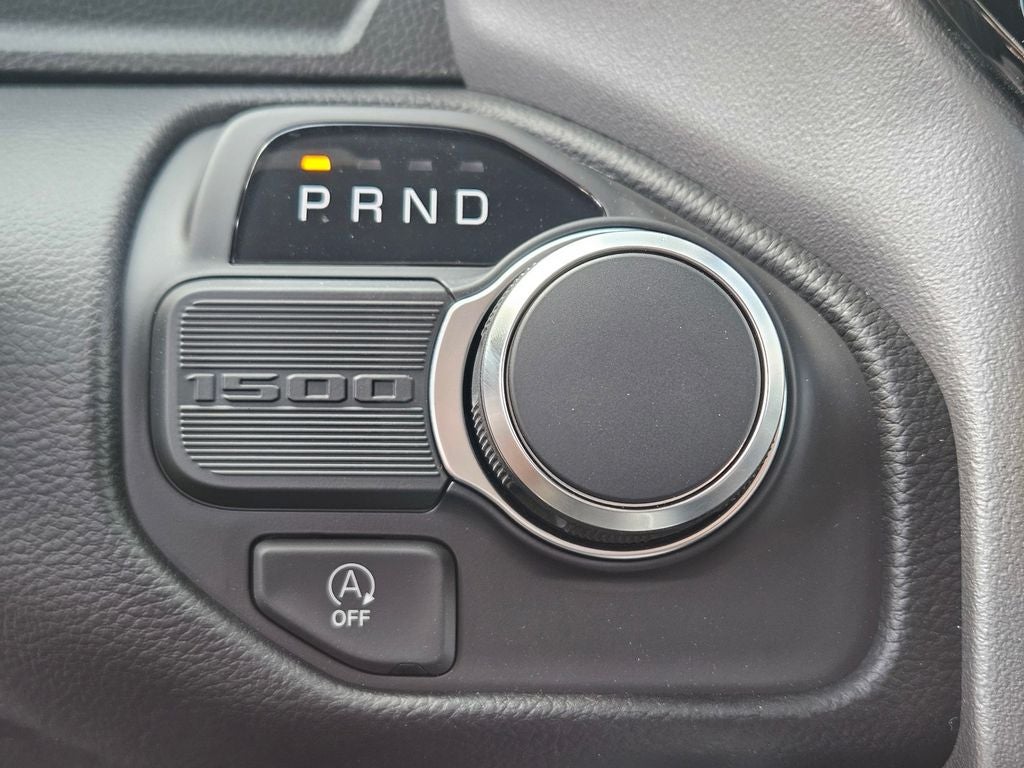 2026 RAM Ram 1500 RAM 1500 LONE STAR CREW CAB 4X2 5'7' BOX