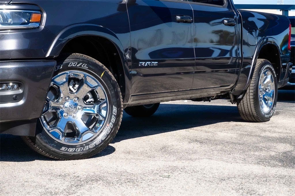 2026 RAM Ram 1500 RAM 1500 LONE STAR CREW CAB 4X2 5'7' BOX