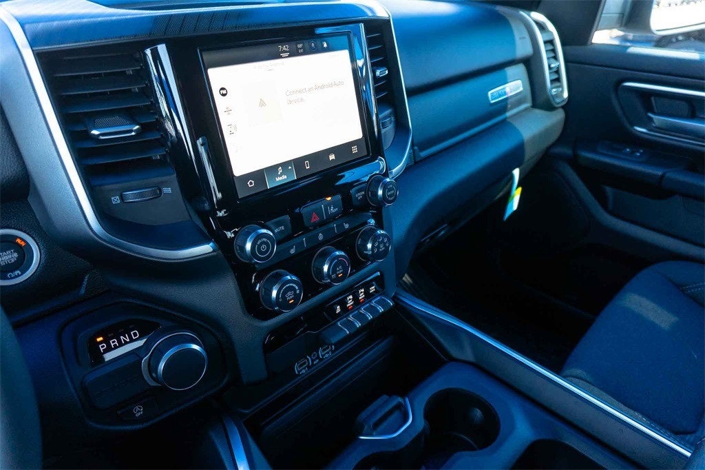 2026 RAM Ram 1500 RAM 1500 LONE STAR CREW CAB 4X2 5'7' BOX