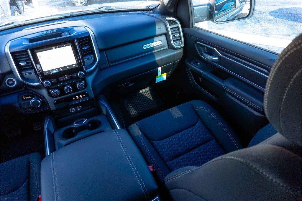 2026 RAM Ram 1500 RAM 1500 LONE STAR CREW CAB 4X2 5'7' BOX