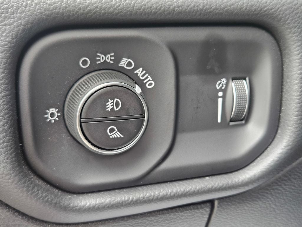 2026 RAM Ram 1500 RAM 1500 LONE STAR CREW CAB 4X2 5'7' BOX