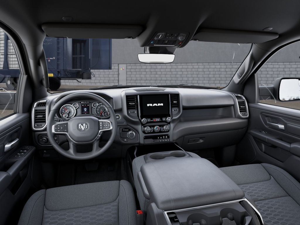 2027 RAM 1500 RAM 1500 TRADESMAN CREW CAB 4X2 5'7' BOX