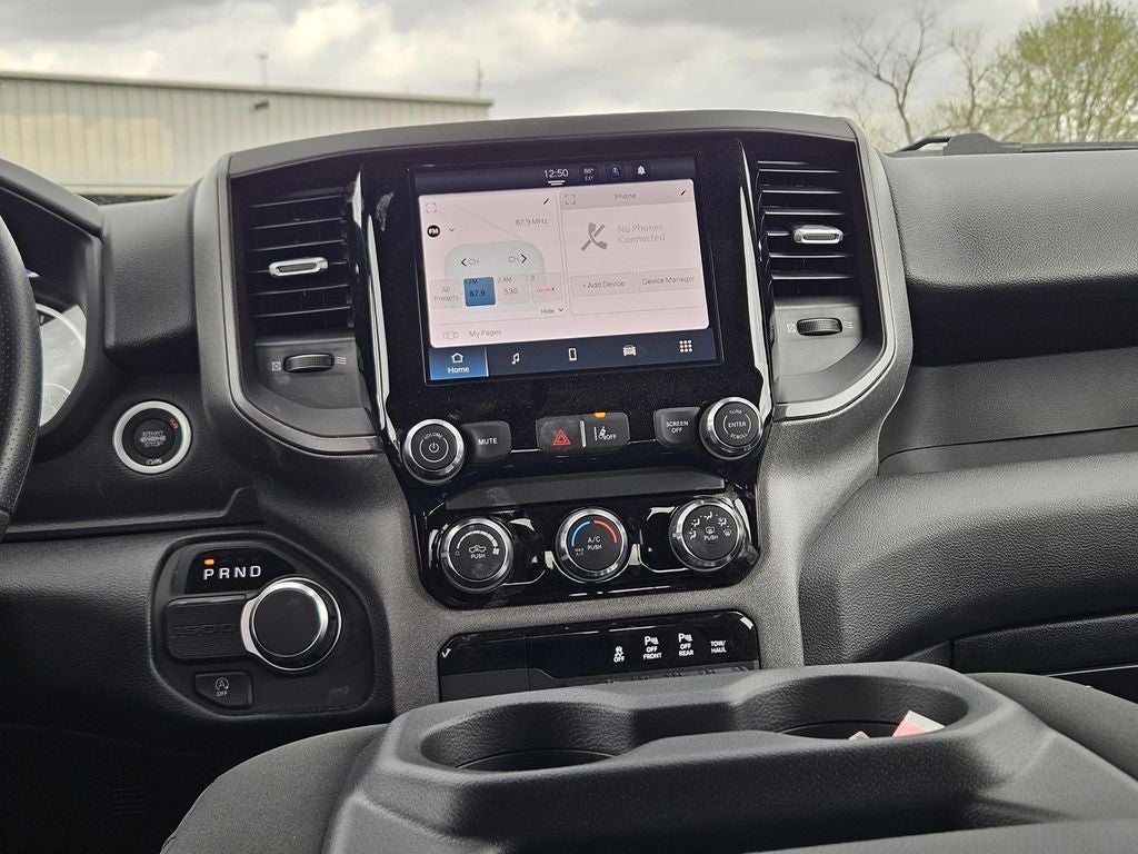 2026 RAM Ram 1500 RAM 1500 EXPRESS CREW CAB 4X2 5'7' BOX