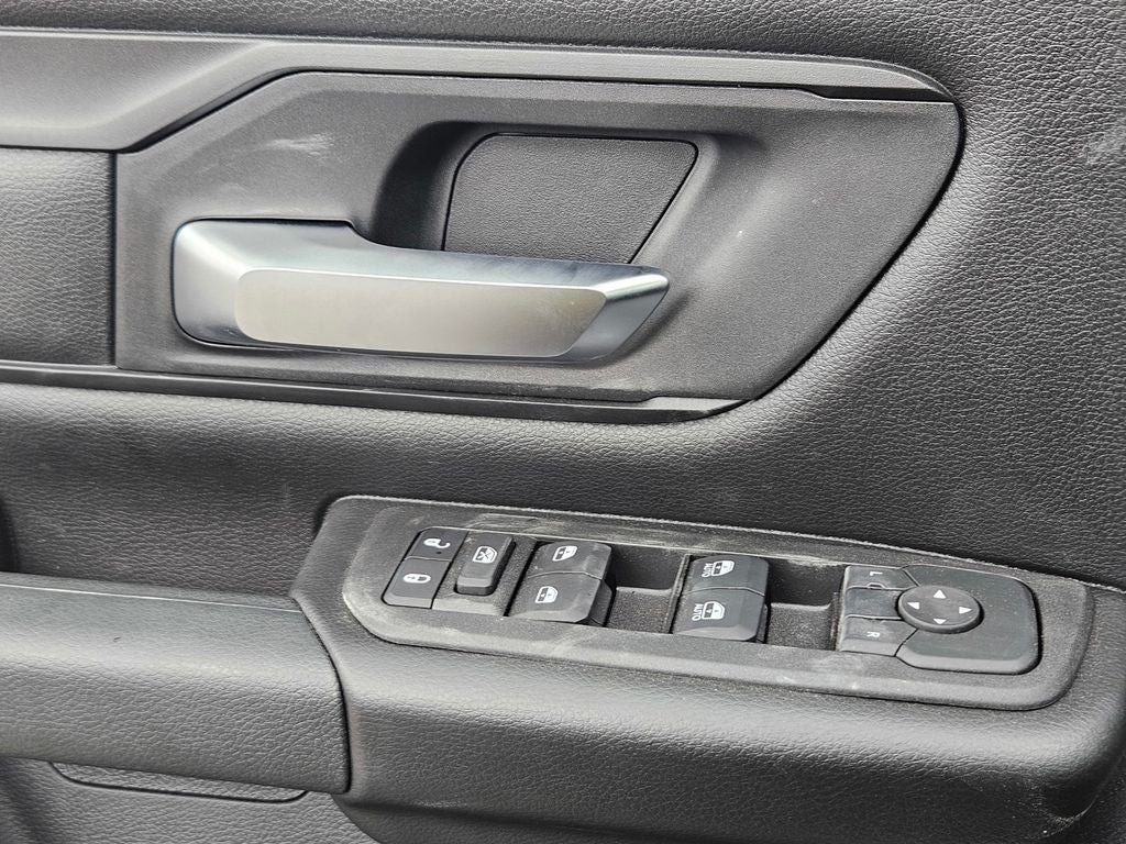 2026 RAM Ram 1500 RAM 1500 EXPRESS CREW CAB 4X2 5'7' BOX