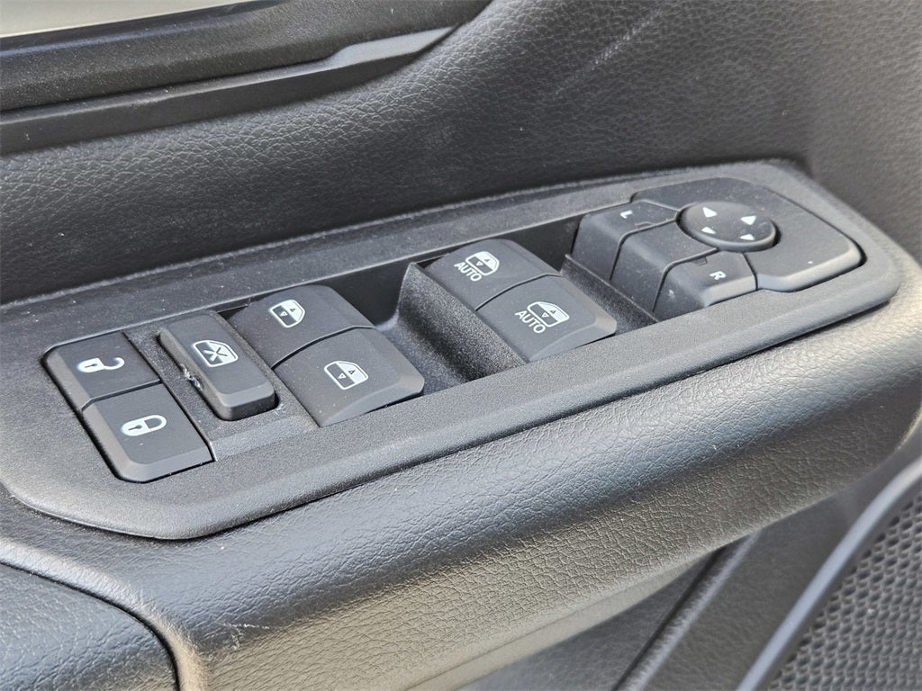 2026 RAM Ram 1500 RAM 1500 EXPRESS CREW CAB 4X2 5'7' BOX