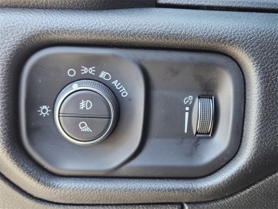 2026 RAM Ram 1500 RAM 1500 EXPRESS CREW CAB 4X2 5'7' BOX