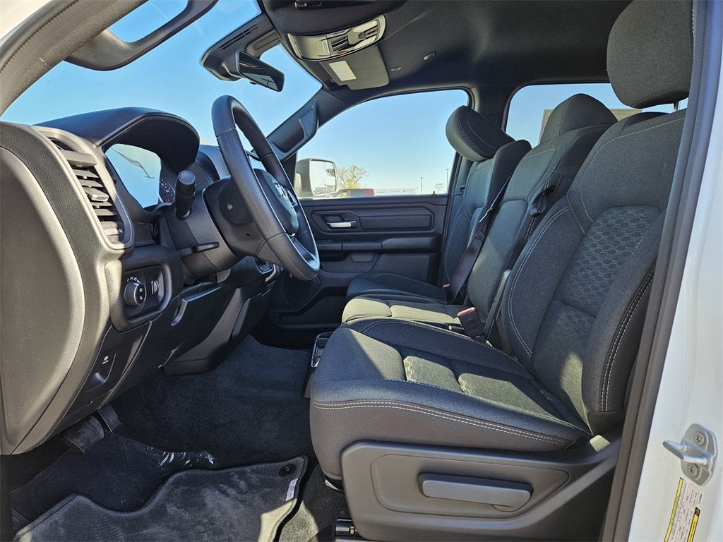 2026 RAM Ram 1500 RAM 1500 EXPRESS CREW CAB 4X2 5'7' BOX