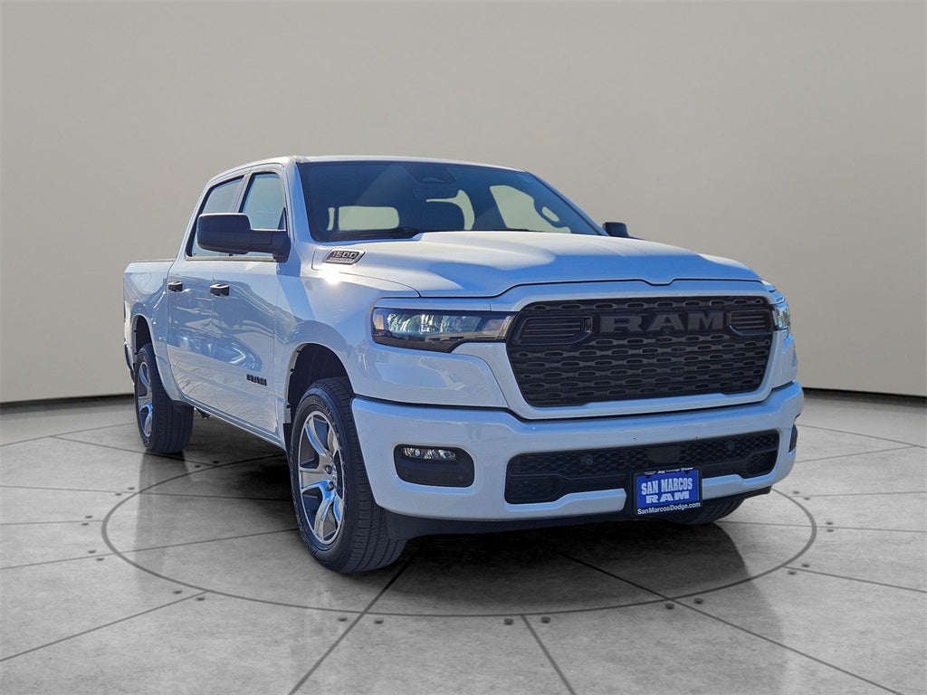 2026 RAM Ram 1500 RAM 1500 EXPRESS CREW CAB 4X2 5'7' BOX