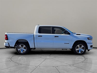 2026 RAM Ram 1500 RAM 1500 EXPRESS CREW CAB 4X2 5'7' BOX