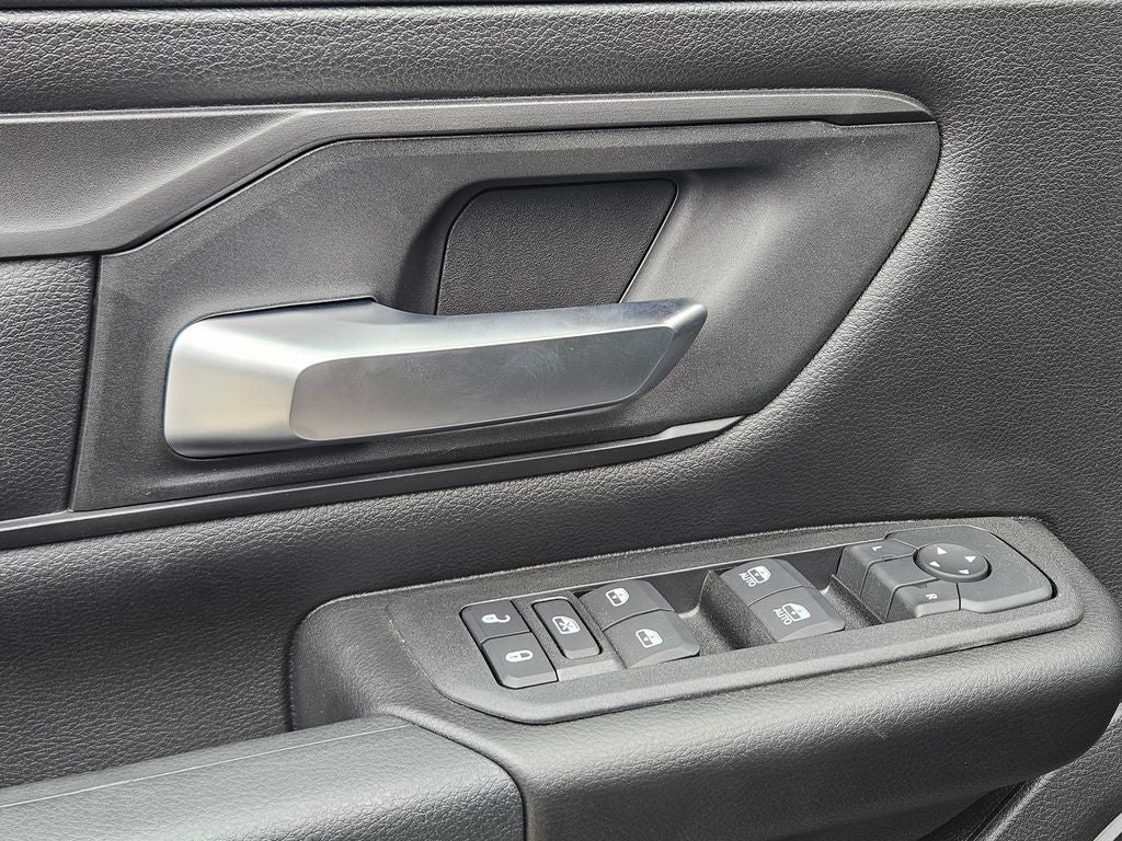 2026 RAM Ram 1500 RAM 1500 EXPRESS CREW CAB 4X2 5'7' BOX