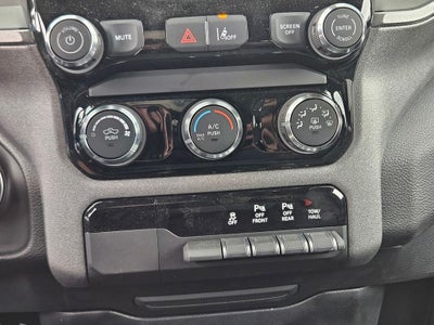 2026 RAM Ram 1500 RAM 1500 EXPRESS CREW CAB 4X2 5'7' BOX