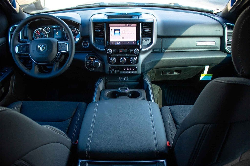 2026 RAM Ram 1500 RAM 1500 LONE STAR CREW CAB 4X4 5'7' BOX