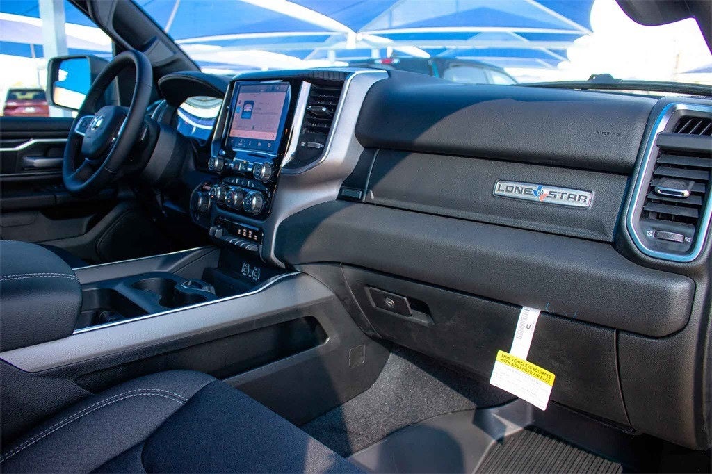 2026 RAM Ram 1500 RAM 1500 LONE STAR CREW CAB 4X4 5'7' BOX