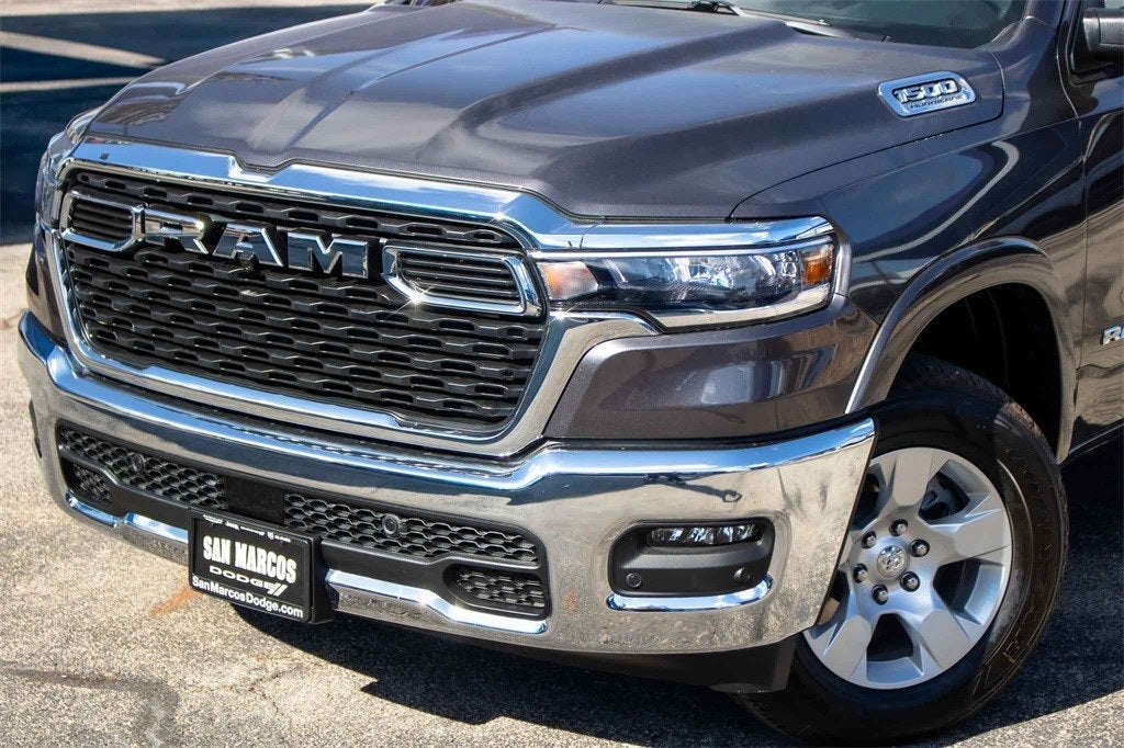 2026 RAM Ram 1500 RAM 1500 LONE STAR CREW CAB 4X4 5'7' BOX