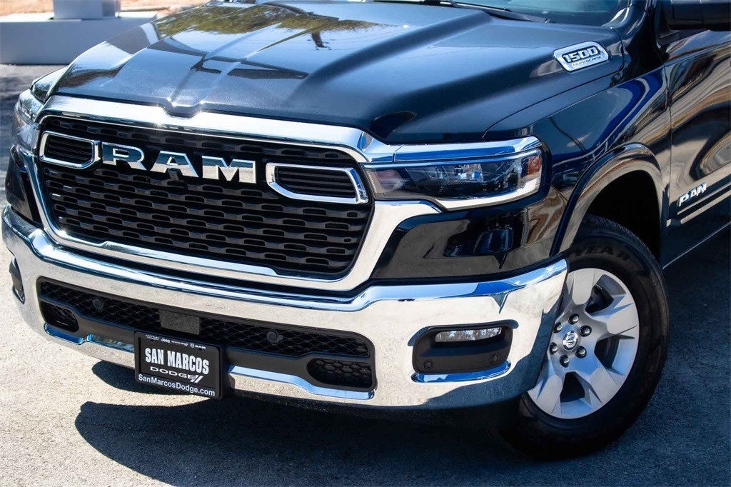 2026 RAM Ram 1500 RAM 1500 LONE STAR CREW CAB 4X4 5'7' BOX