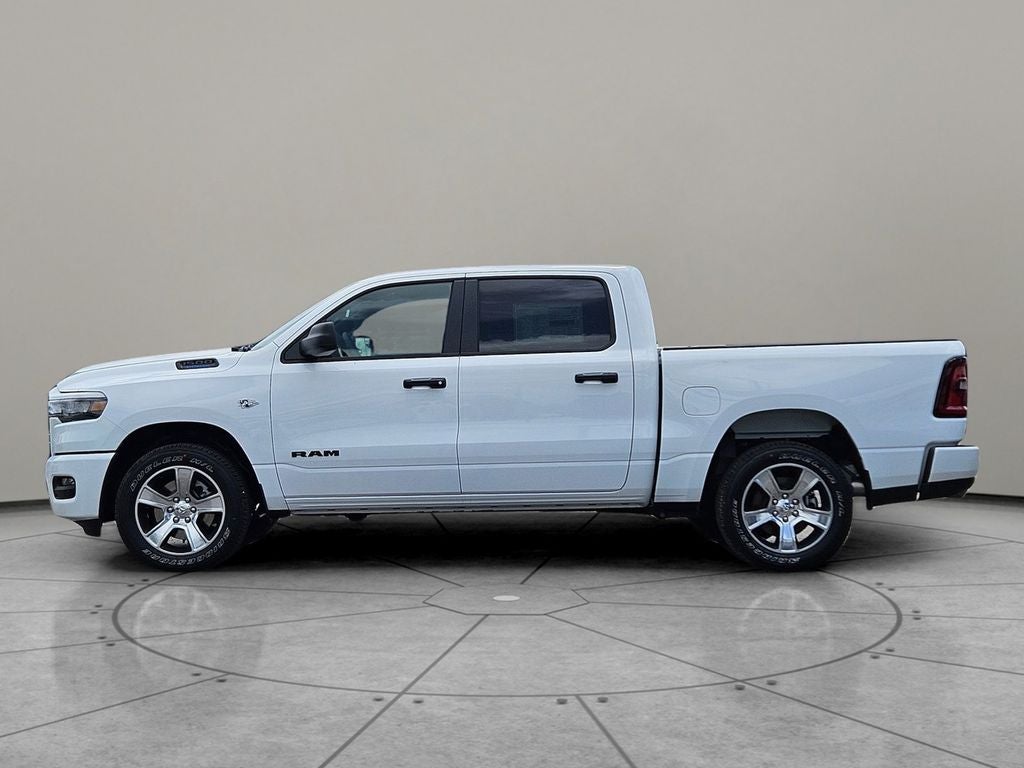 2026 RAM Ram 1500 RAM 1500 LONE STAR CREW CAB 4X4 5'7' BOX