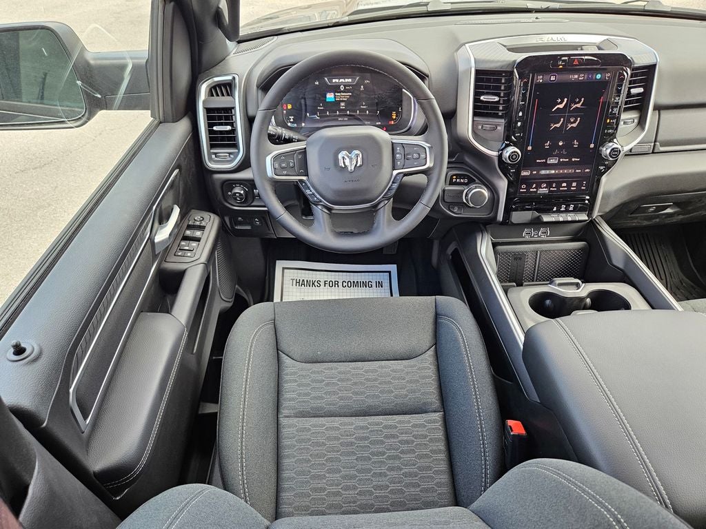 2026 RAM Ram 1500 RAM 1500 LONE STAR CREW CAB 4X4 5'7' BOX