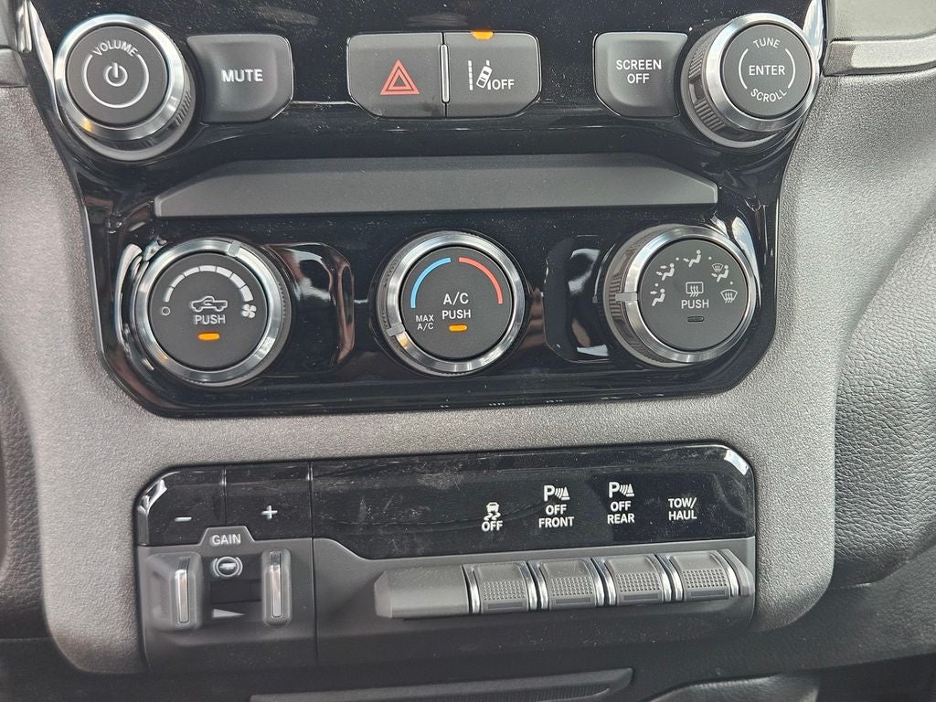 2026 RAM Ram 1500 RAM 1500 WARLOCK CREW CAB 4X4 5'7' BOX