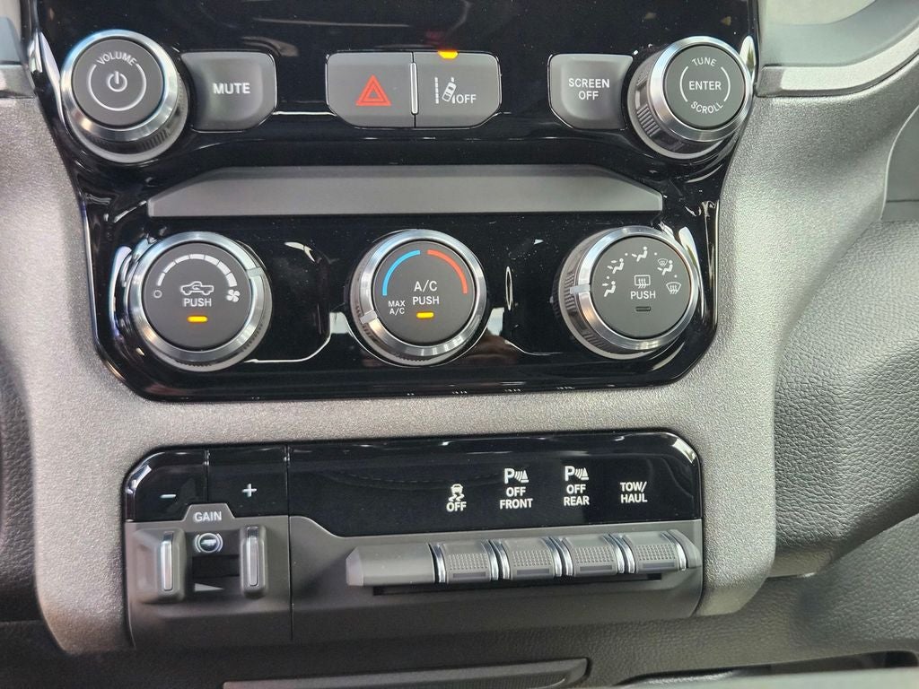 2026 RAM Ram 1500 RAM 1500 WARLOCK CREW CAB 4X4 5'7' BOX