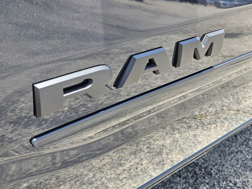 2026 RAM Ram 1500 RAM 1500 WARLOCK CREW CAB 4X4 5'7' BOX