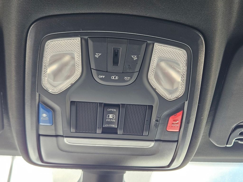 2024 RAM 2500 Tradesman Crew Cab 4x4 6'4' Box
