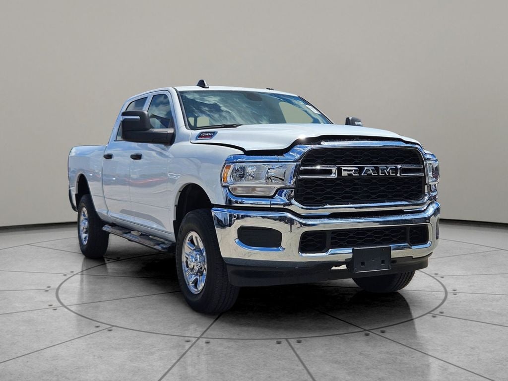 2024 RAM 2500 Tradesman Crew Cab 4x4 6'4' Box