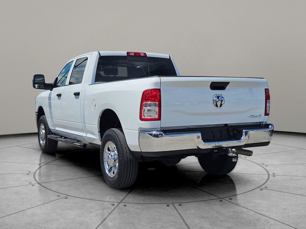 2024 RAM 2500 Tradesman Crew Cab 4x4 6'4' Box