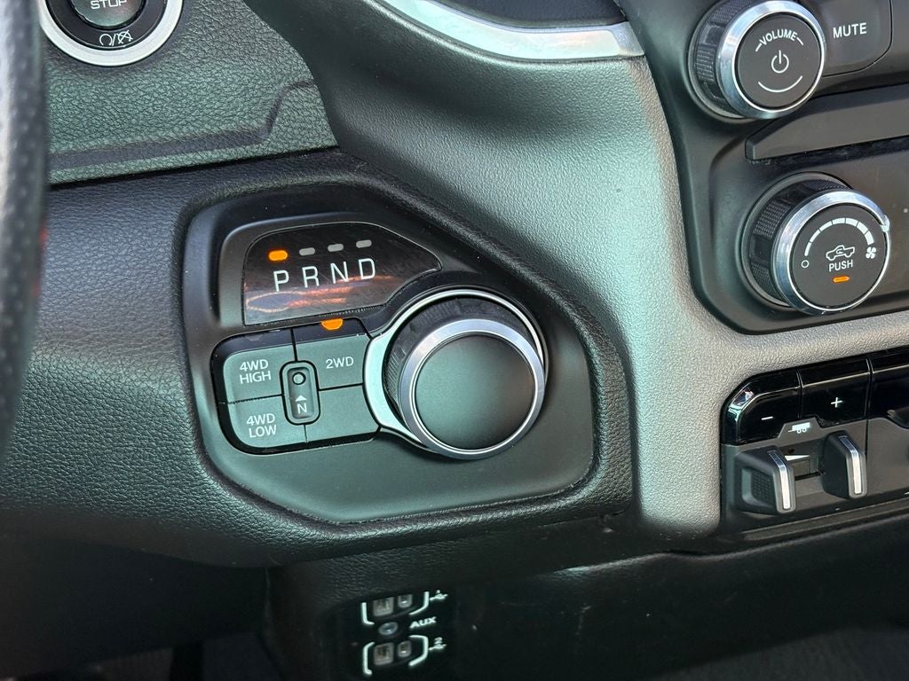 2022 RAM 2500 Big Horn Crew Cab 4x4 6'4' Box