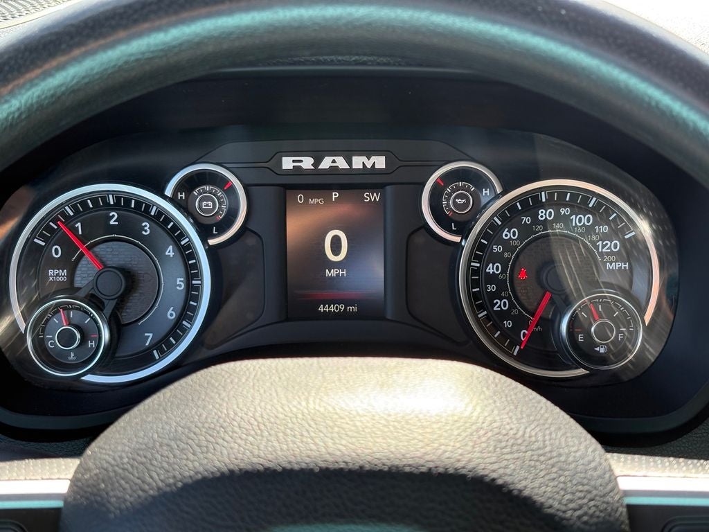 2022 RAM 2500 Big Horn Crew Cab 4x4 6'4' Box