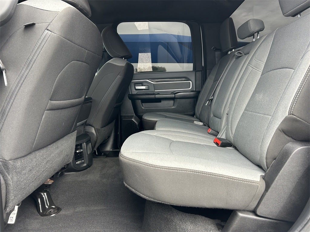 2023 RAM 2500 Big Horn Crew Cab 4x4 6'4' Box