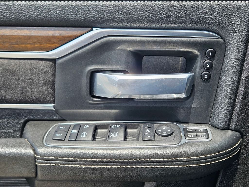 2024 RAM 2500 Laramie Crew Cab 4x4 6'4' Box