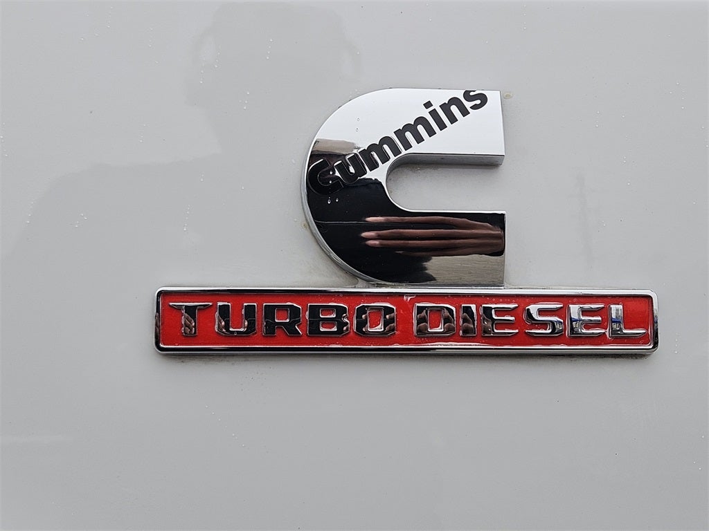 2020 RAM 2500 Laramie Crew Cab 4X4 6'4' Box