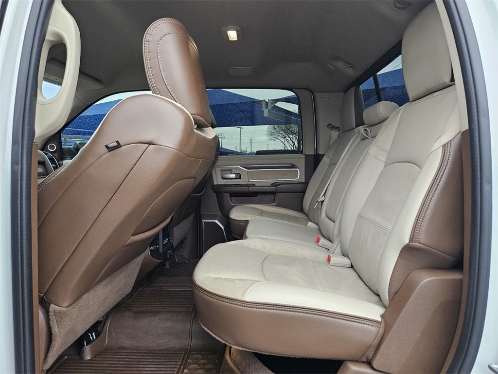 2020 RAM 2500 Laramie Crew Cab 4X4 6'4' Box