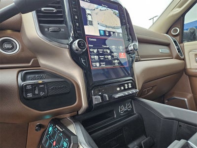 2020 RAM 2500 Laramie Crew Cab 4X4 6'4' Box